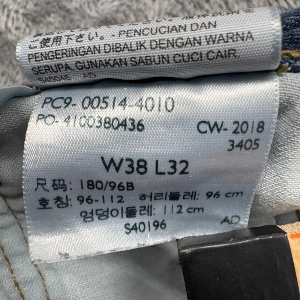 Levi's 514 Straight Fit Mens Size 38x32 Blue Good Zip Fly Denim Jeans